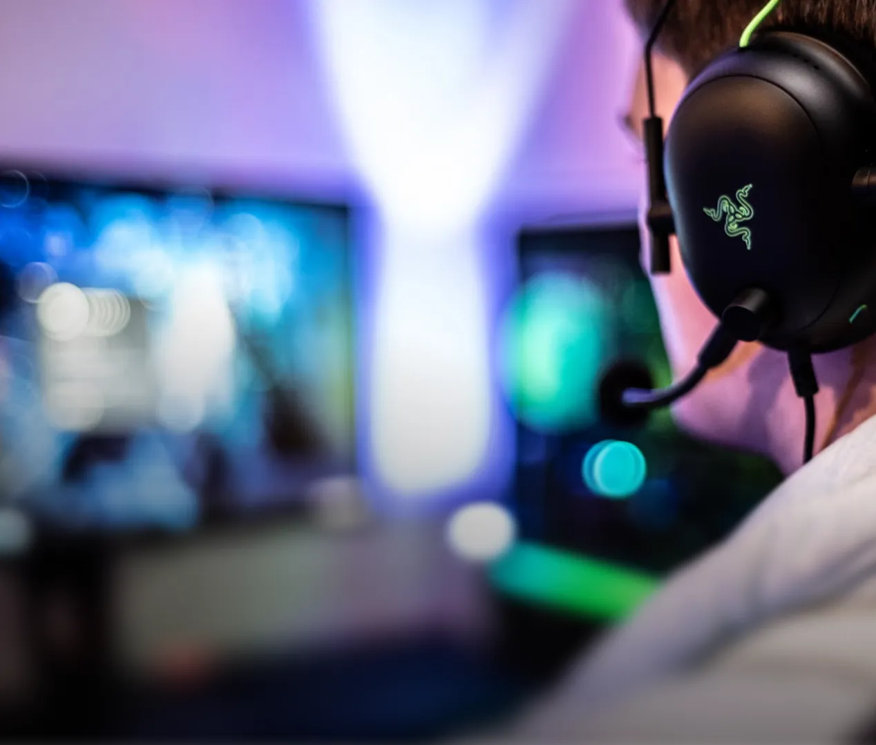 Стримерам и комментаторам